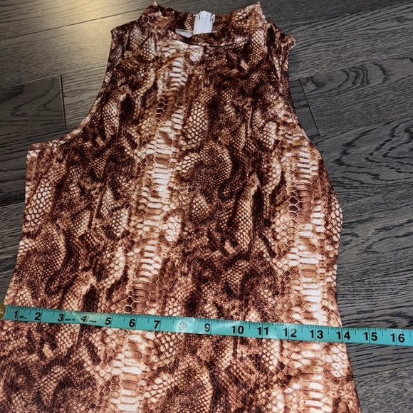 SHEIN Snake skin romper playsuit Sz Large - Picture 8 of 14